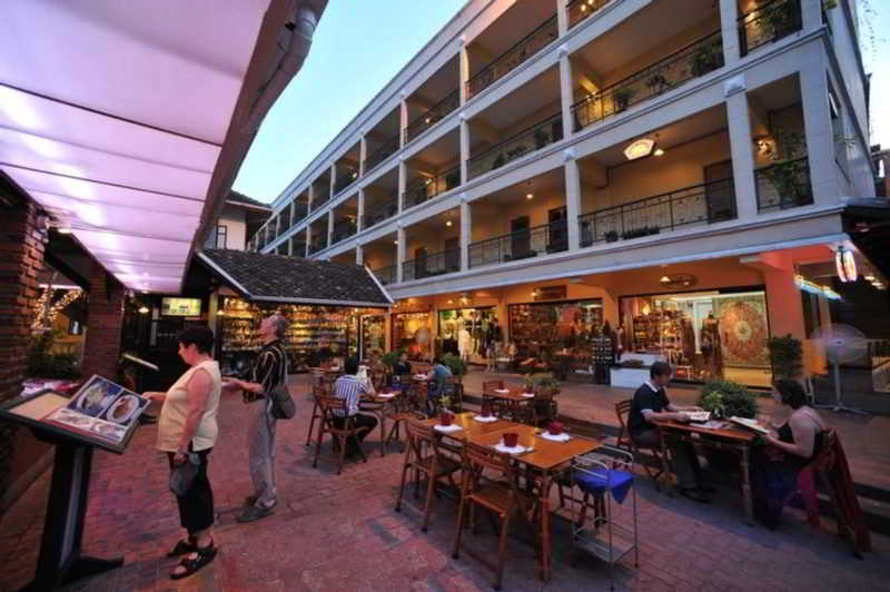 Silom Village Inn Bangkok Exterior foto