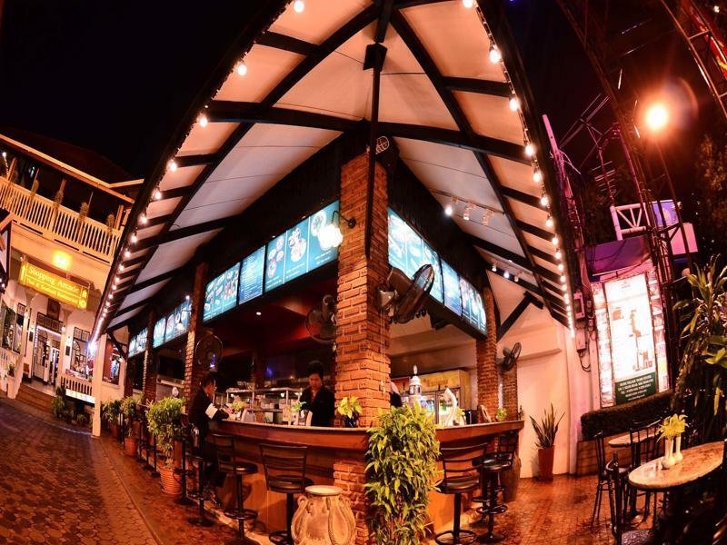 Silom Village Inn Bangkok Exterior foto